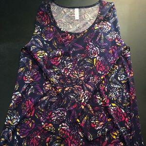 LuLaRoe Lynnae Shirt